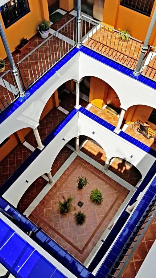 Feria Palace Apartment Севиля Екстериор снимка