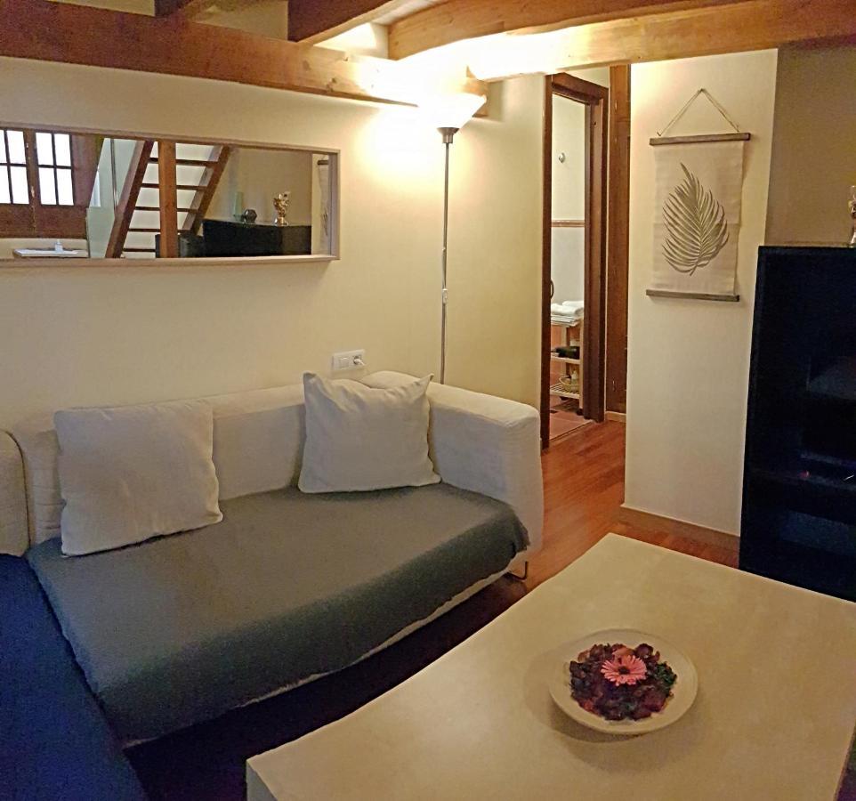 Feria Palace Apartment Севиля Екстериор снимка